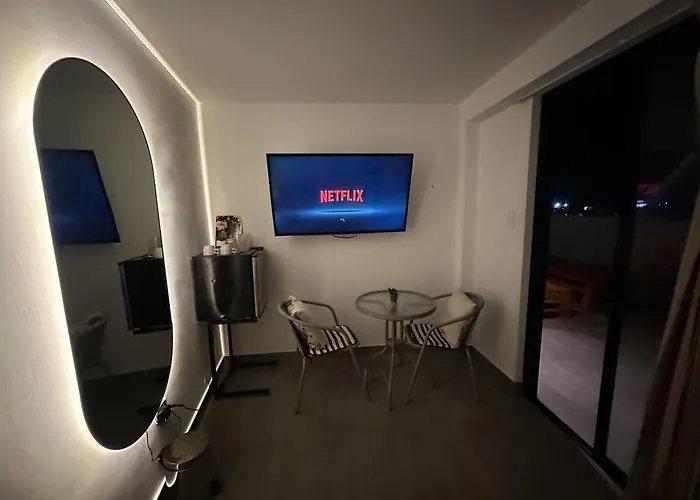 Habitacion Con Terraza Vista Al Mar