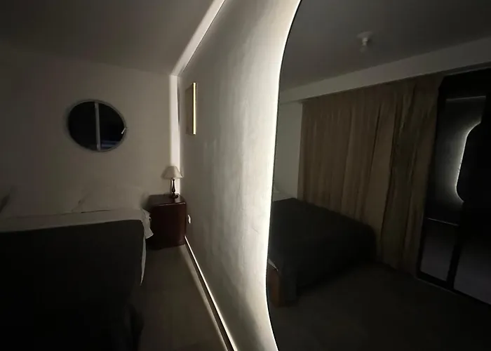 Habitacion Con Terraza Vista Al Mar